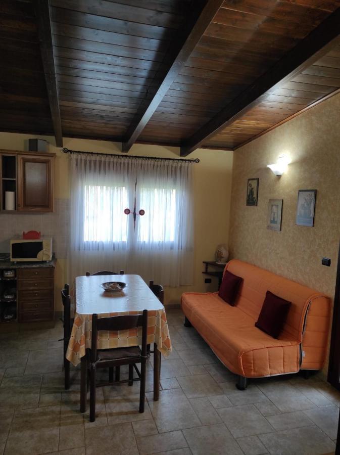 Casetta Albizia San Vito dei Normanni Esterno foto